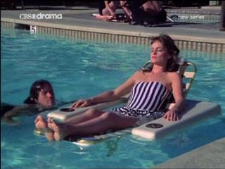 Pamela Sue Martin feet photo 15
