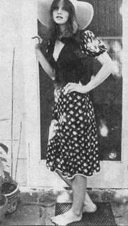 Pamela Sue Martin feet photo 8