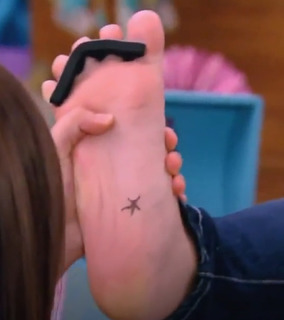 Paola Andino feet photo 10