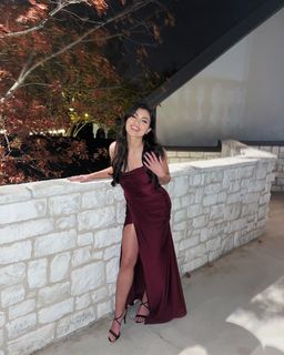 Paola Andino feet photo 3