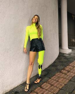 Paola Antonini feet photo 10