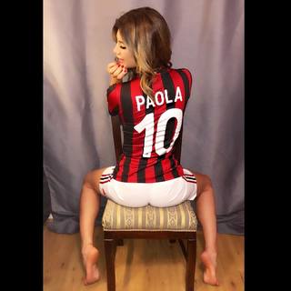 Paola Caruso feet photo 9