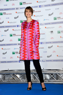 Paola Cortellesi feet photo thumbnail