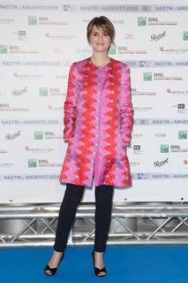 Paola Cortellesi feet photo thumbnail