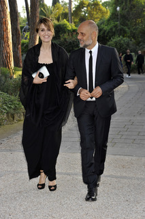 Paola Cortellesi feet photo thumbnail