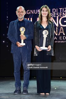 Paola Cortellesi feet photo thumbnail