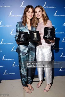 Paola Cortellesi feet photo thumbnail