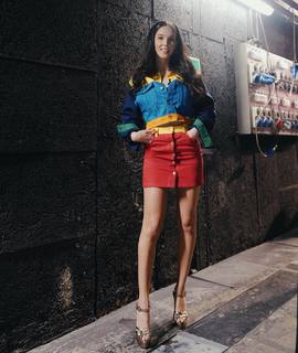 Paola Di Benedetto feet photo thumbnail