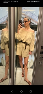 Paola Di Benedetto feet photo thumbnail