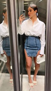 Paola Di Benedetto feet photo thumbnail