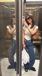 Paola Di Benedetto feet photo thumbnail