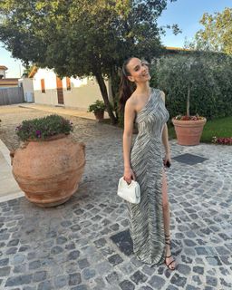 Paola Di Benedetto feet photo 4