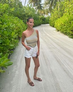 Paola Di Benedetto feet photo 14