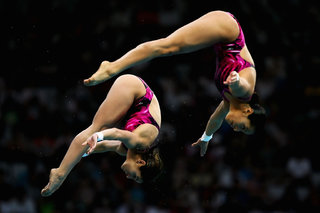 Paola Espinosa feet photo 2