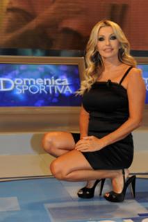 Paola Ferrari feet photo 17