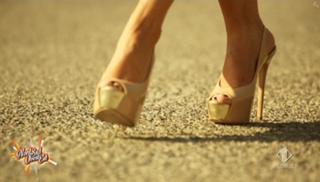 Paola Iezzi feet photo 16