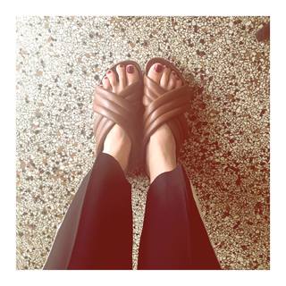 Paola Iezzi feet photo 5