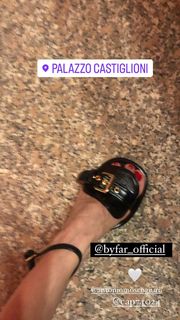 Paola Iezzi feet photo 6