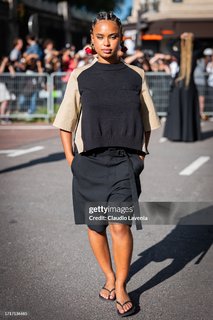 Paola Locatelli feet photo 9