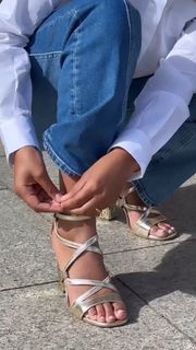 Paola Locatelli feet photo 2