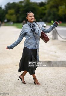 Paola Locatelli feet photo 3