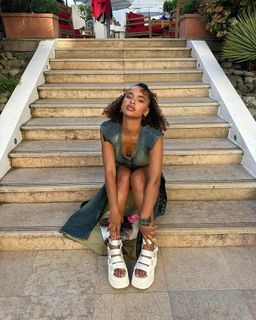 Paola Locatelli feet photo 9