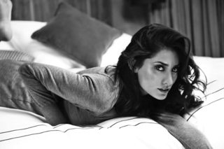 Paola Núñez feet photo thumbnail