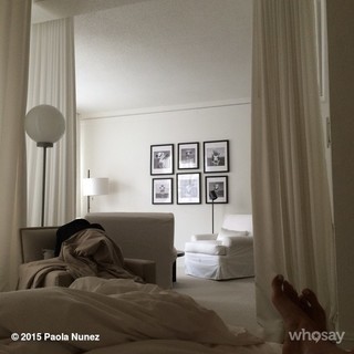 Paola Núñez feet photo thumbnail
