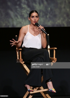Paola Núñez feet photo thumbnail