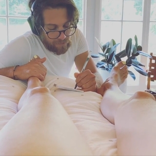 Paola Núñez feet photo thumbnail