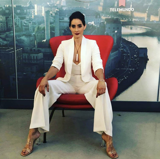 Paola Núñez feet photo thumbnail