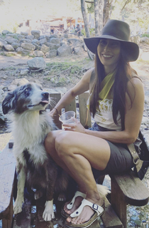 Paola Núñez feet photo thumbnail