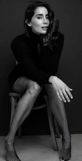 Paola Núñez feet photo thumbnail