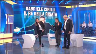 Paola Perego feet photo thumbnail