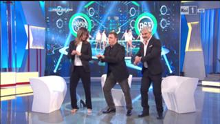 Paola Perego feet photo thumbnail