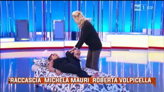 Paola Perego feet photo thumbnail