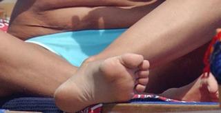 Paola Perego feet photo thumbnail