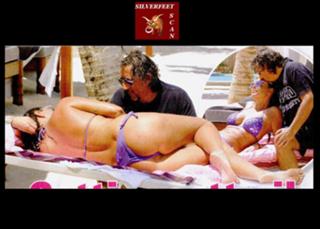 Paola Perego feet photo thumbnail