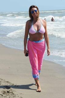 Paola Perego feet photo thumbnail