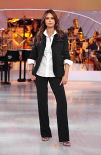 Paola Perego feet photo thumbnail