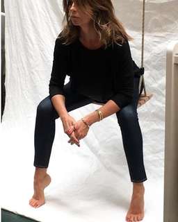 Paola Perego feet photo thumbnail