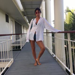Paola Perego feet photo thumbnail