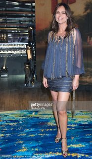 Paola Perego feet photo thumbnail