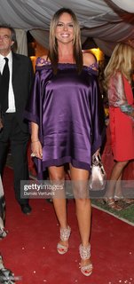 Paola Perego feet photo thumbnail