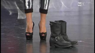 Paola Perego feet photo thumbnail