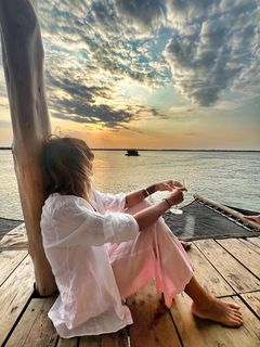 Paola Perego feet photo thumbnail