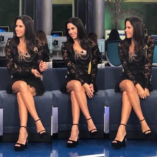 Paola Rojas feet photo thumbnail
