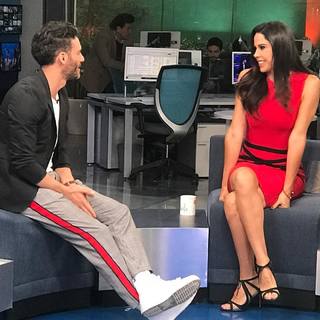 Paola Rojas feet photo thumbnail