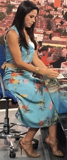 Paola Rojas feet photo thumbnail