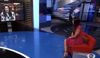 Paola Rojas feet photo thumbnail